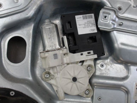 MECANISME LEVE-GLACE AVANT DROIT FORD FOCUS