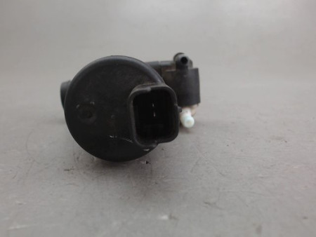 POMPE LAVE-GLACE AVANT PEUGEOT PARTNER