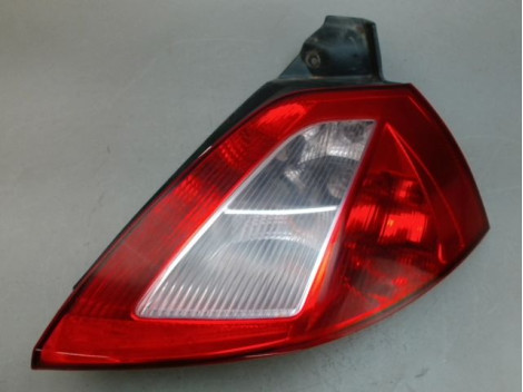 FEU ARRIERE DROIT RENAULT MEGANE