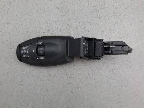 COMMANDE REGULATEUR/LIMITATEUR VITESSE PEUGEOT 5008