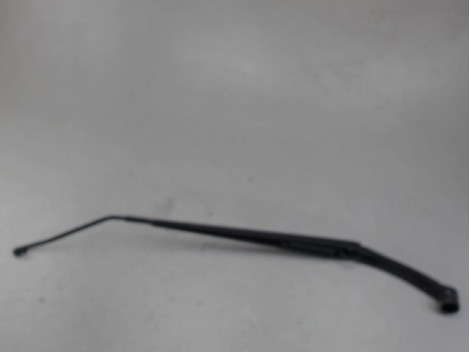 BRAS ESSUIE-GLACE AVANT DROIT NISSAN MICRA