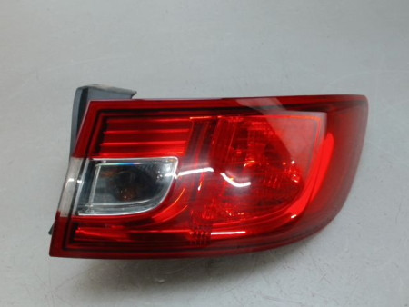 FEU ARRIERE DROIT RENAULT CLIO