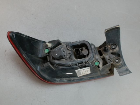 FEU ARRIERE DROIT RENAULT CLIO