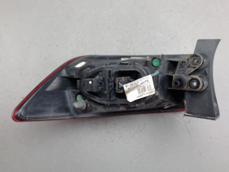 FEU ARRIERE GAUCHE  RENAULT CLIO