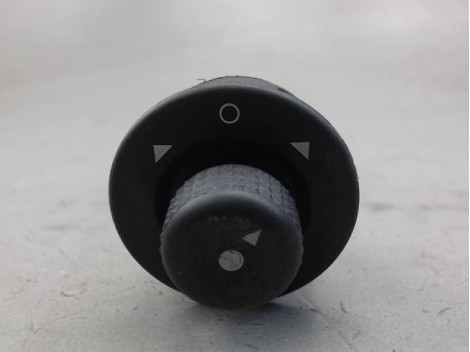 COMMANDE RETROVISSEUR EXTERIEUR ELECTRIQUE CITROEN C3