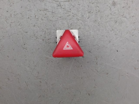 BOUTON DE WARNING VOLKSWAGEN GOLF