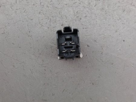 BOUTON DE WARNING VOLKSWAGEN GOLF