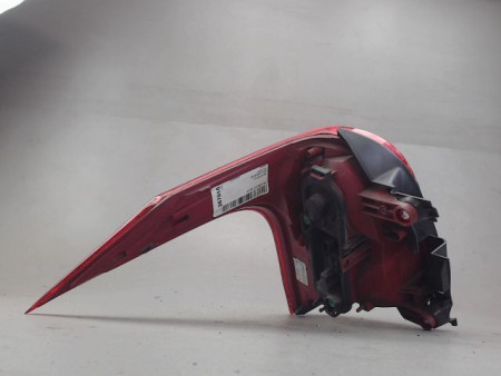 FEU ARRIERE DROIT PEUGEOT 5008