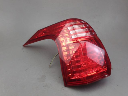 FEU ARRIERE GAUCHE  PEUGEOT 5008