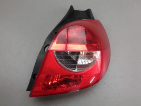 FEU ARRIERE DROIT RENAULT CLIO