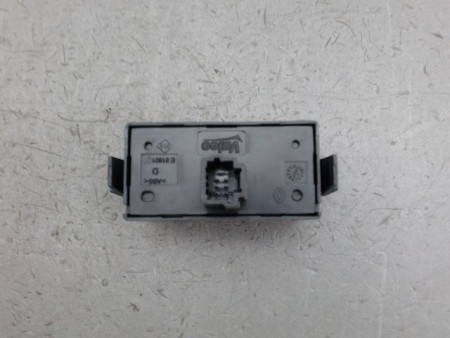 BOUTON DE WARNING RENAULT CLIO