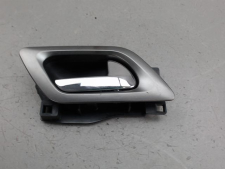POIGNEE INTERIEURE PORTE AVANT DROIT CITROEN C4