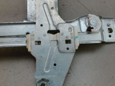 MECANISME LEVE-GLACE ARRIERE DROIT PEUGEOT 207