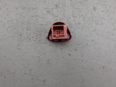 BOUTON DE WARNING CITROEN C3