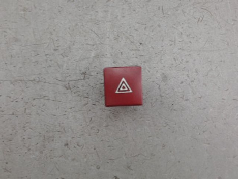 BOUTON DE WARNING PEUGEOT 207