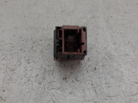 BOUTON DE WARNING PEUGEOT 207