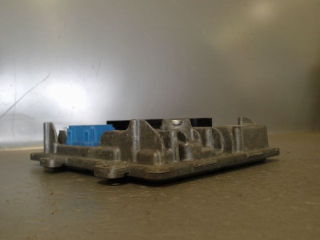CALCULATEUR MOTEUR OPEL CORSA