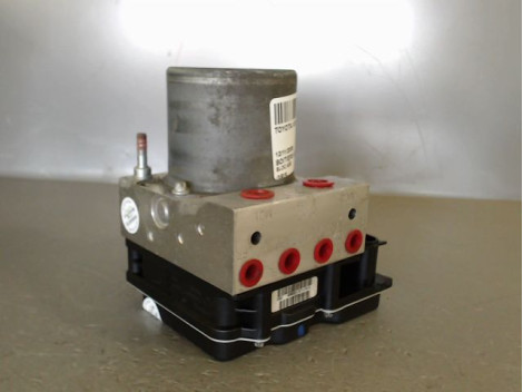 UNITE HYDRAULIQUE ABS TOYOTA VERSO