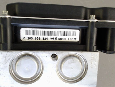 UNITE HYDRAULIQUE ABS TOYOTA VERSO