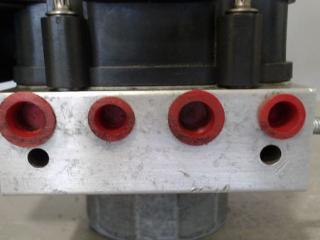 UNITE HYDRAULIQUE ABS DACIA SANDERO