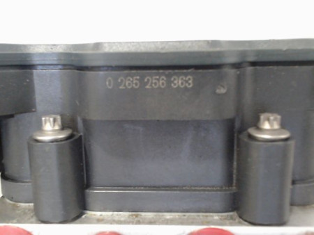 UNITE HYDRAULIQUE ABS DACIA SANDERO
