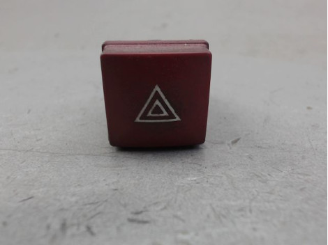BOUTON DE WARNING PEUGEOT 207