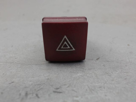 BOUTON DE WARNING PEUGEOT 207