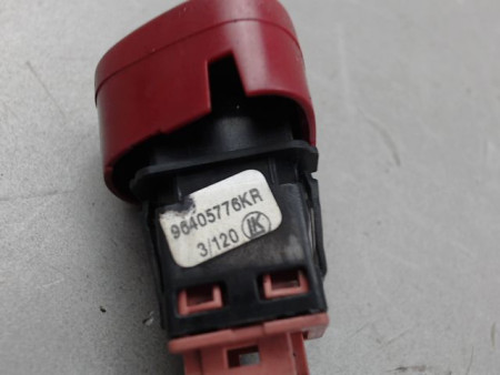 BOUTON DE WARNING CITROEN C3