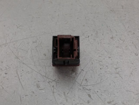 BOUTON DE WARNING PEUGEOT 207