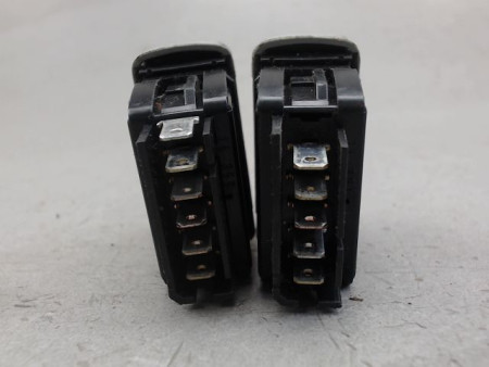 COMMANDE LEVE-GLACE PORTE AVG RENAULT TWINGO
