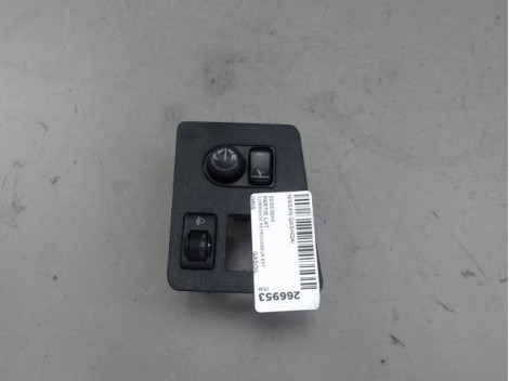 COMMANDE RETROVISSEUR EXTERIEUR ELECTRIQUE NISSAN QASHQAI