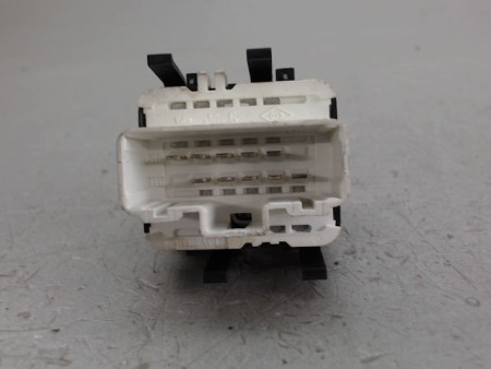 COMMANDE LEVE-GLACE PORTE AVG RENAULT CLIO