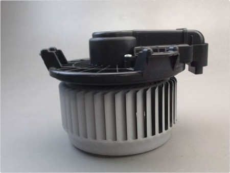 MOTEUR VENTILATEUR CHAUFFAGE TOYOTA VERSO-S