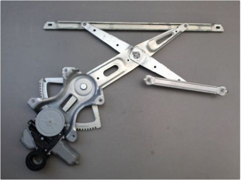 MECANISME LEVE-GLACE AVANT GAUCHE TOYOTA VERSO-S