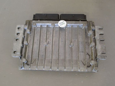 CALCULATEUR MOTEUR RENAULT MEGANE