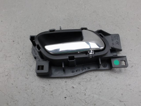 POIGNEE INTERIEURE PORTE AVANT DROIT CITROEN C4