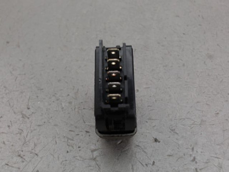 COMMANDE LEVE-GLACE PORTE AVG RENAULT TWINGO