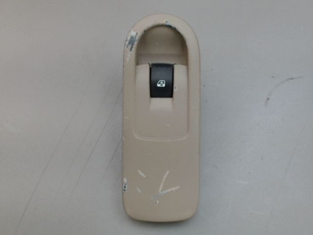 COMMANDE LEVE-GLACE PORTE AVD RENAULT MEGANE