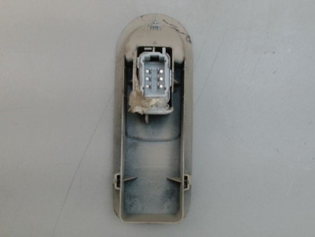 COMMANDE LEVE-GLACE PORTE AVD RENAULT MEGANE