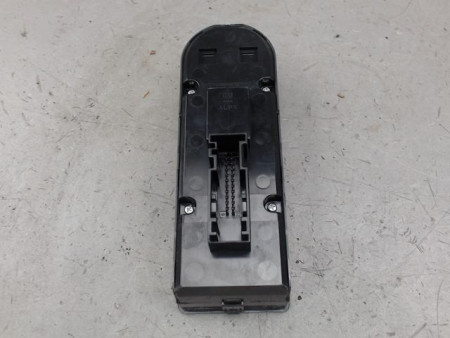 COMMANDE LEVE-GLACE PORTE AVG OPEL ZAFIRA
