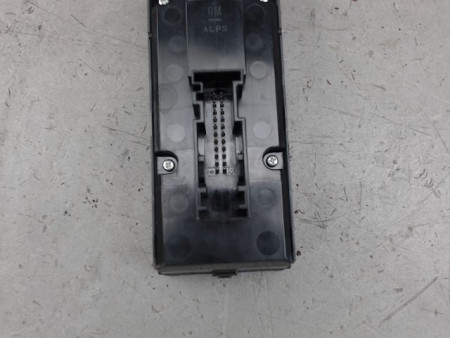 COMMANDE LEVE-GLACE PORTE AVG OPEL ZAFIRA