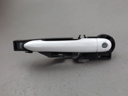 POIGNEE EXTERIEURE PORTE AVANT GAUCHE RENAULT CLIO