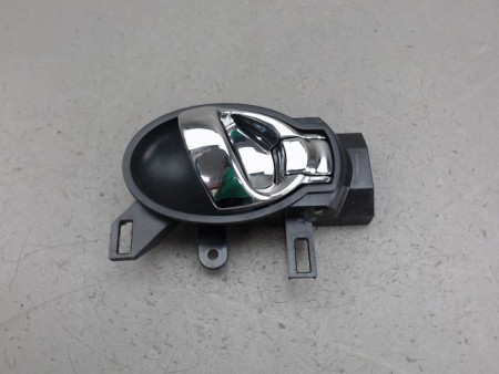 POIGNEE INTERIEURE PORTE AVANT DROIT NISSAN MICRA