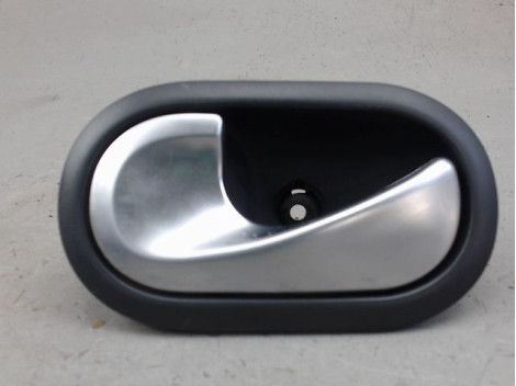 POIGNEE INTERIEURE PORTE AVANT GAUCHE RENAULT MODUS