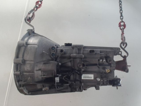 BOITE A VITESSE MECANIQUE B.M.W. SERIE 1 118 d