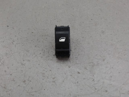 COMMANDE LEVE-GLACE PORTE AVD CITROEN C3