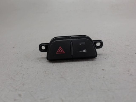 BOUTON DE WARNING ALFA ROMEO MITO