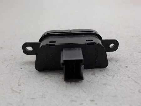 BOUTON DE WARNING ALFA ROMEO MITO