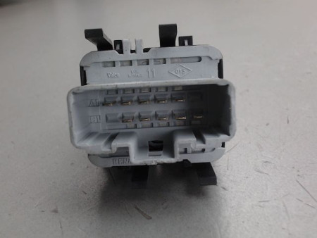 COMMANDE LEVE-GLACE PORTE AVG RENAULT TWINGO