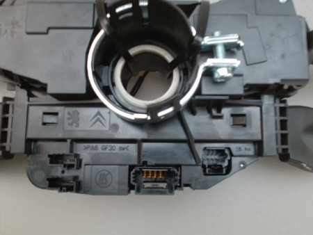 BLOC COMMODOS PEUGEOT 5008